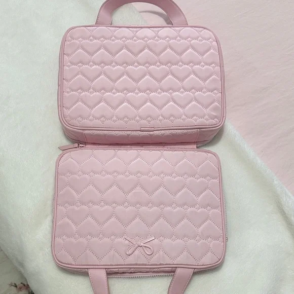 Betsey Johnson Pink Quilted Makeup Bag - Picture 8 of 10